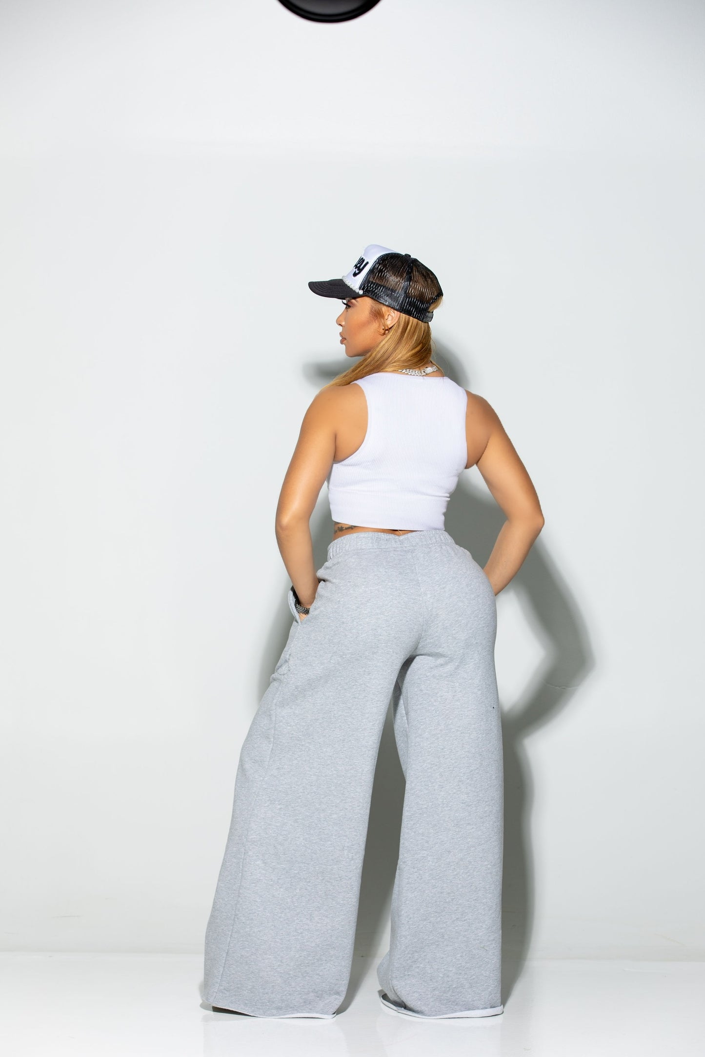 Wide leg joggers (grey)
